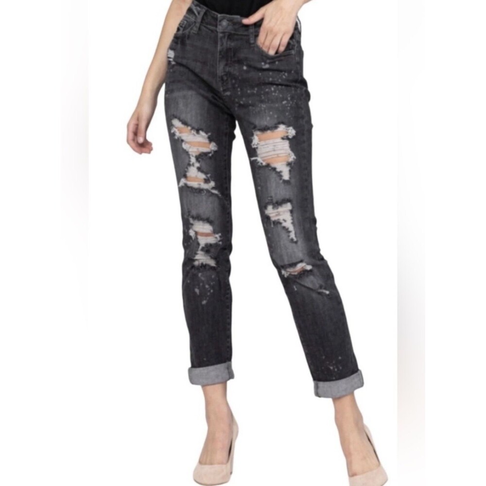 Judy Blue Charcoal Wash Distressed Boyfriend Fit Stretch Jeans  Size:  13/31